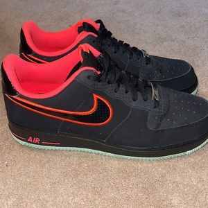 Nike Air Force 1 Low 2013 Black/Solar Red aka “Yeezy”
